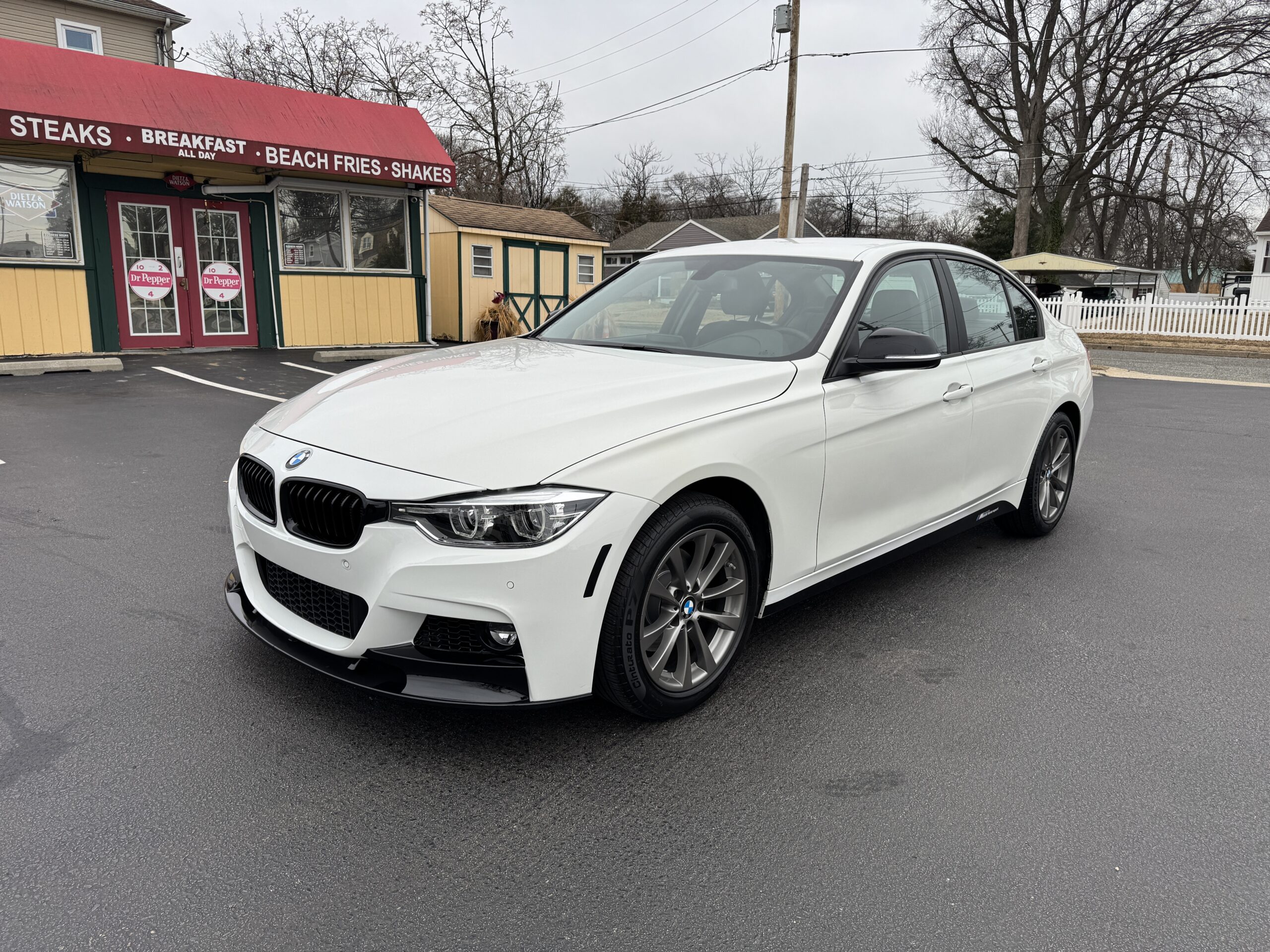 2018 BMW 3 Series 320i
