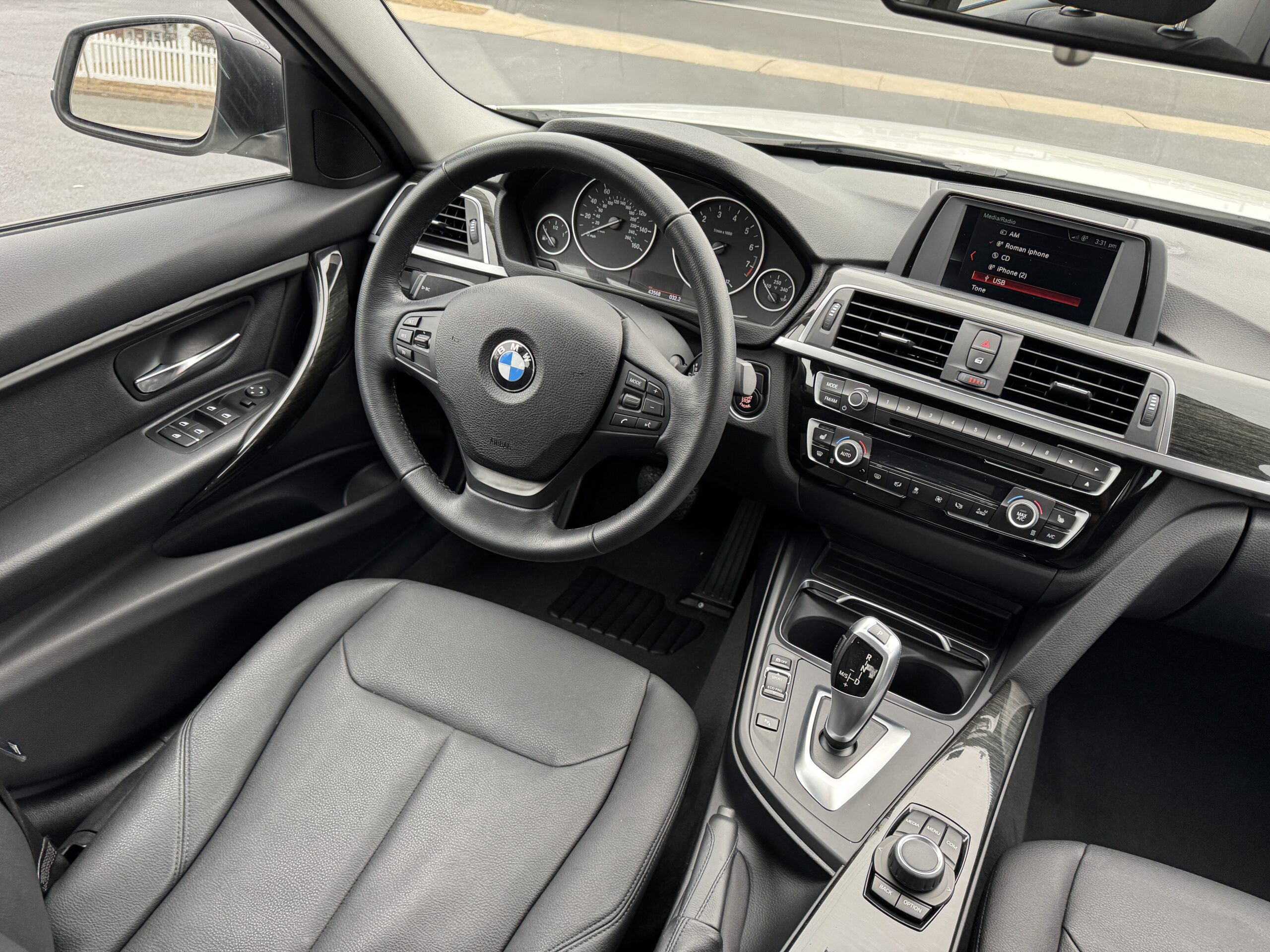 2018 BMW 3 Series 320i - Photo 43