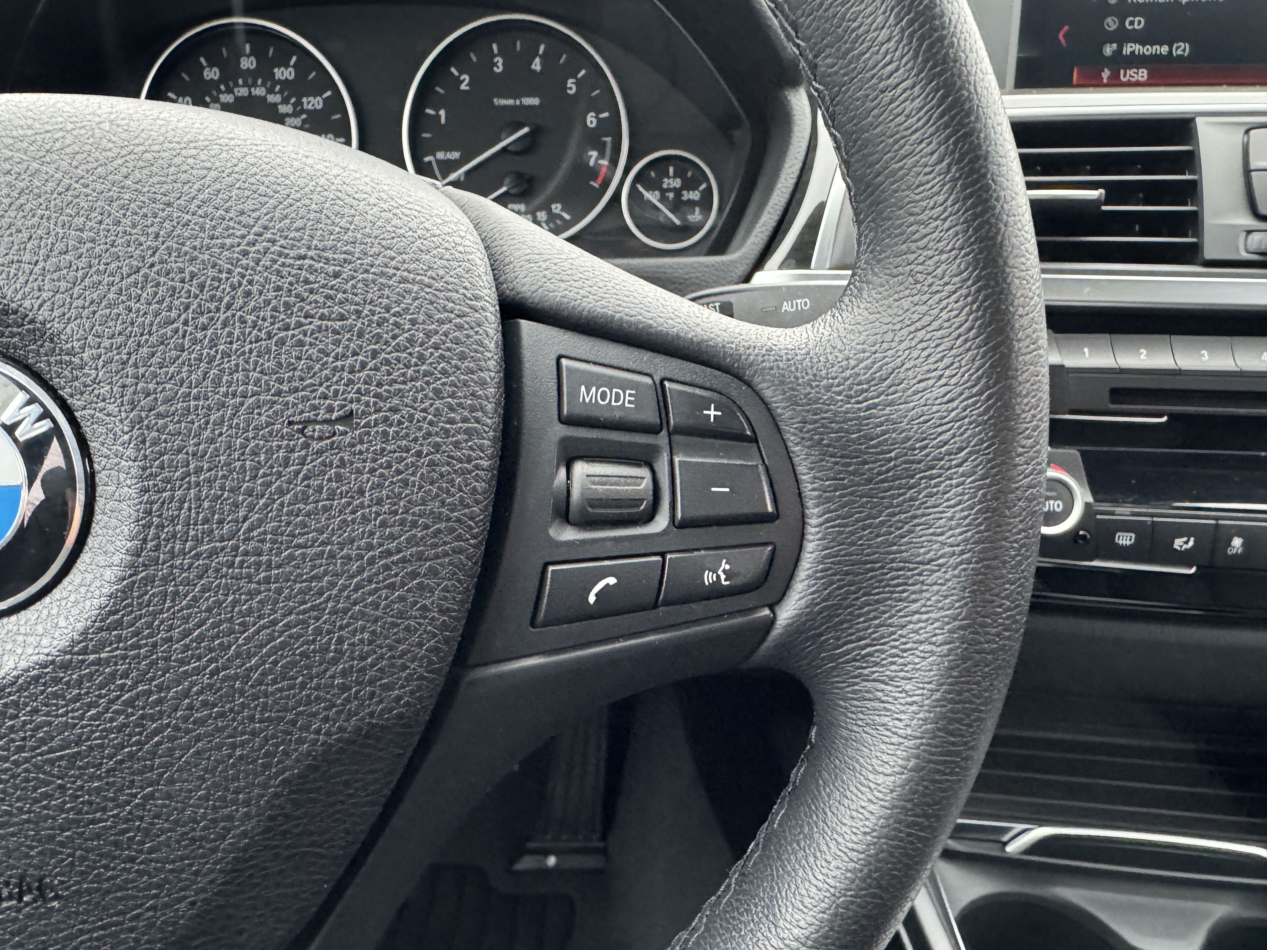 2018 BMW 3 Series 320i - Photo 115