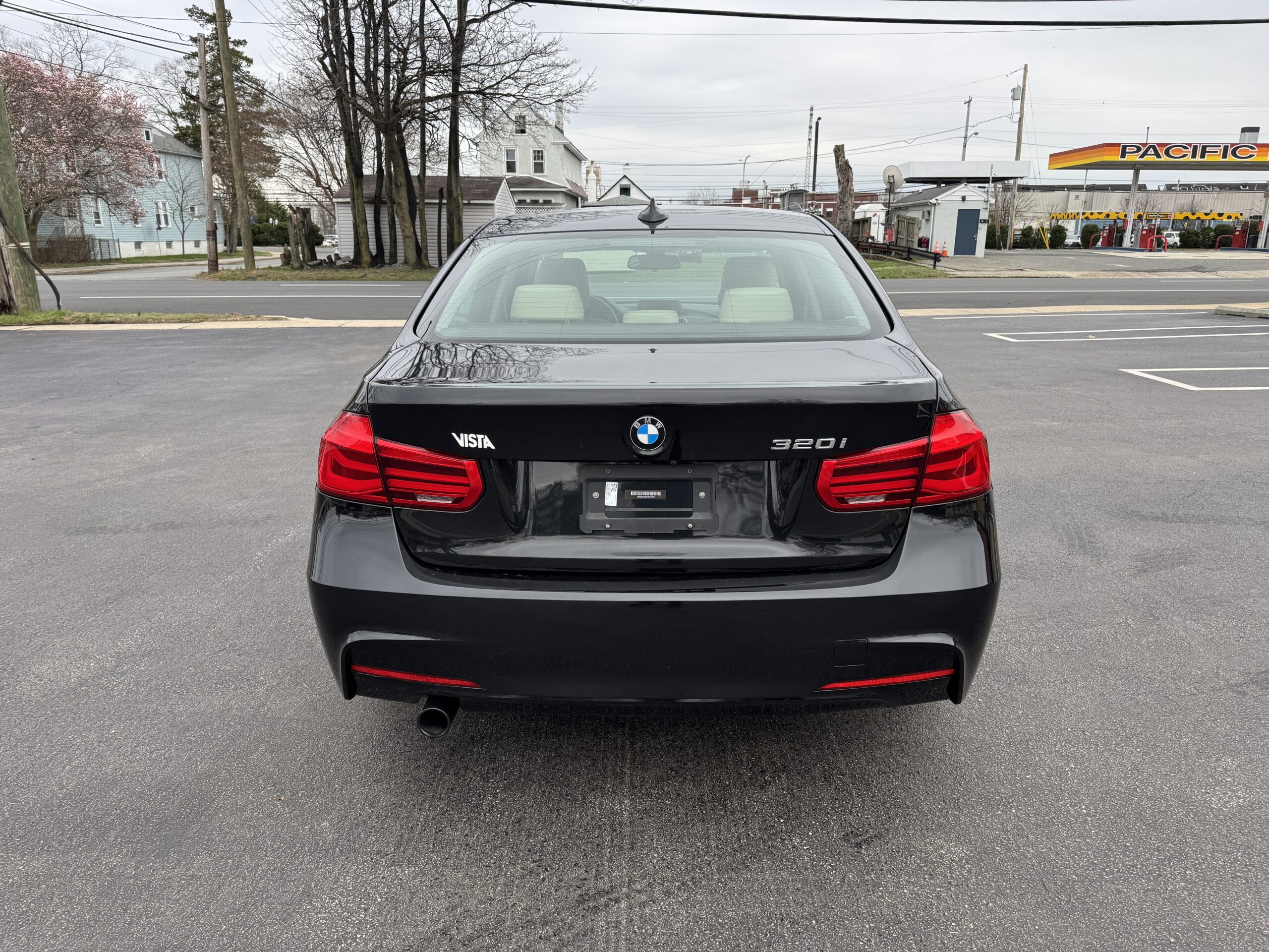 2018 BMW 3 Series 320i - Photo 6