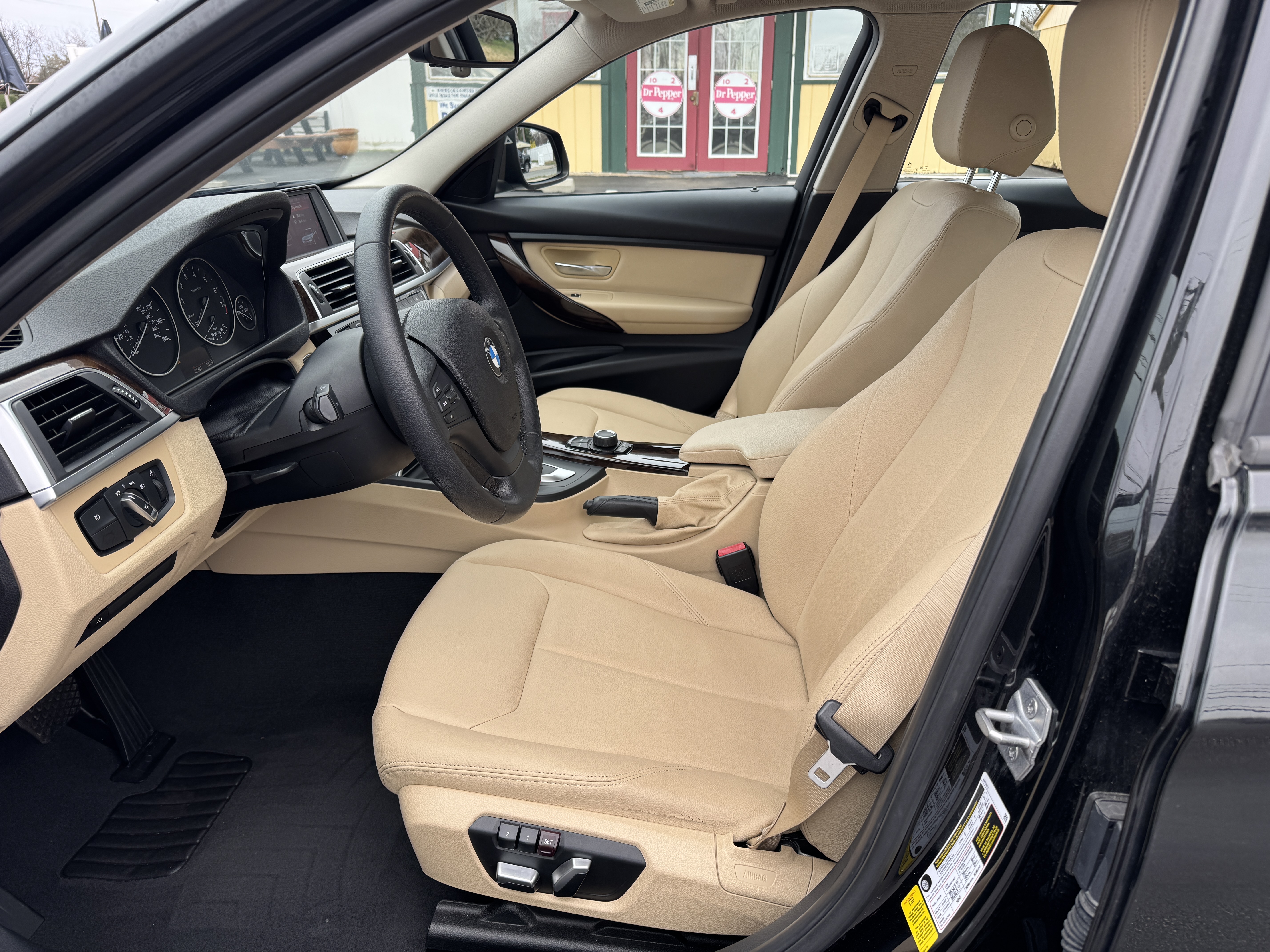 2018 BMW 3 Series 320i - Photo 74