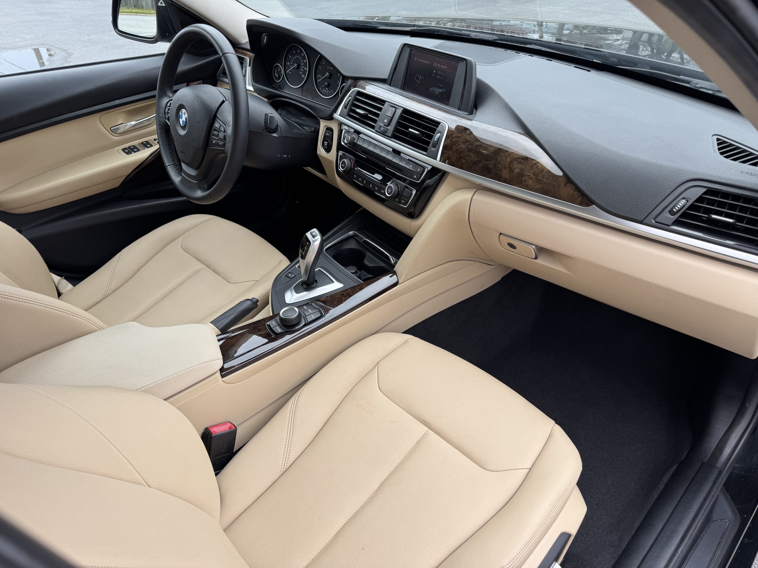 2018 BMW 3 Series 320i - Photo 27