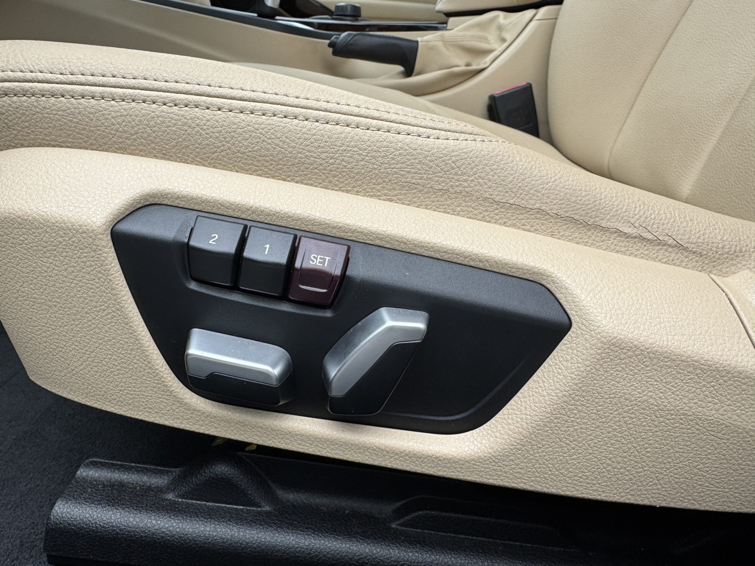 2018 BMW 3 Series 320i - Photo 38