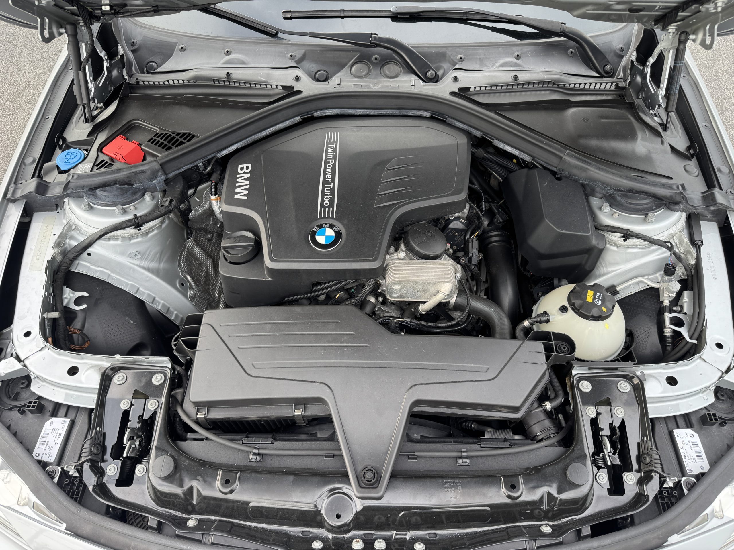2018 BMW 3 Series 320i - Photo 34