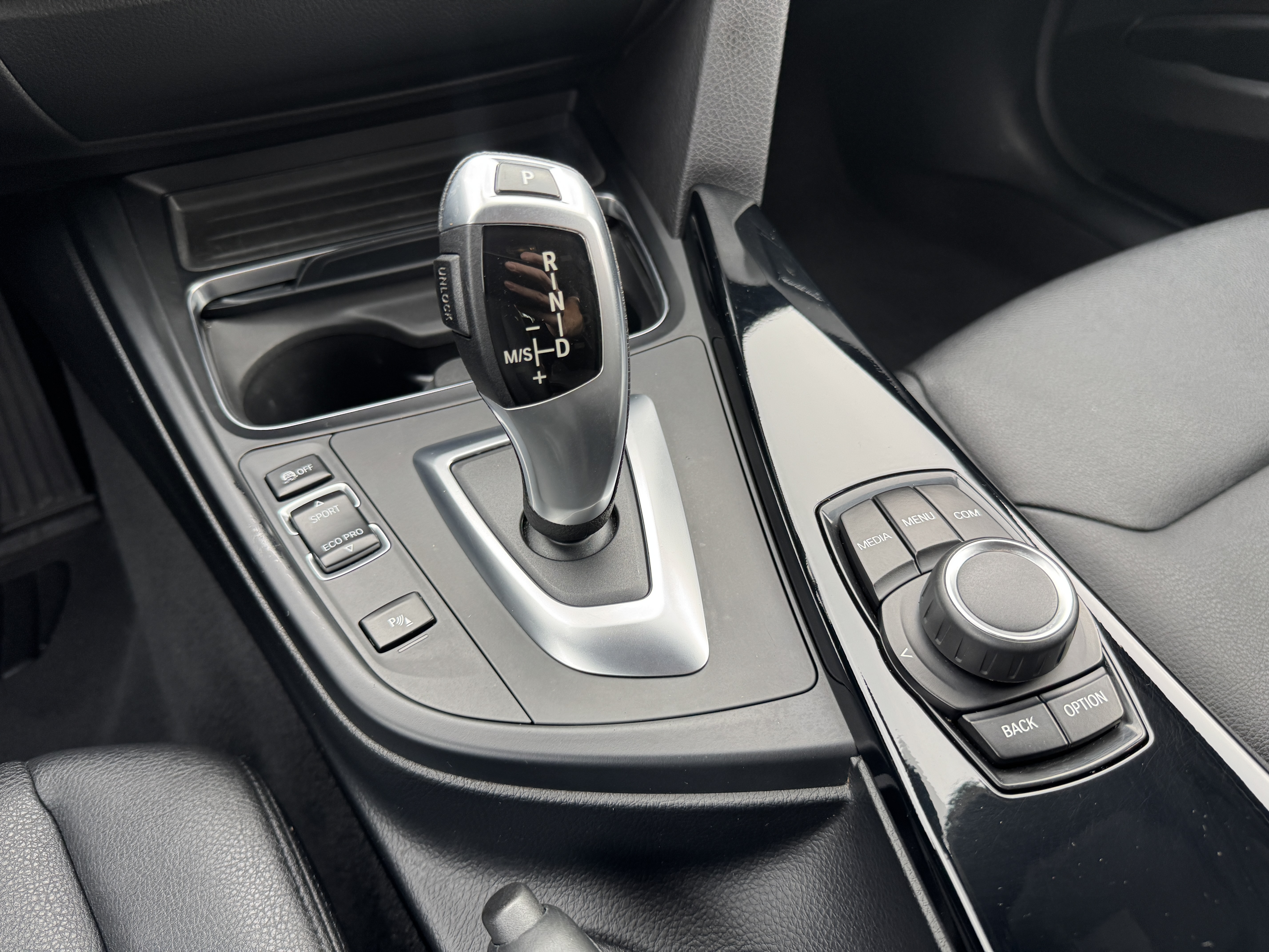 2018 BMW 3 Series 320i - Photo 111