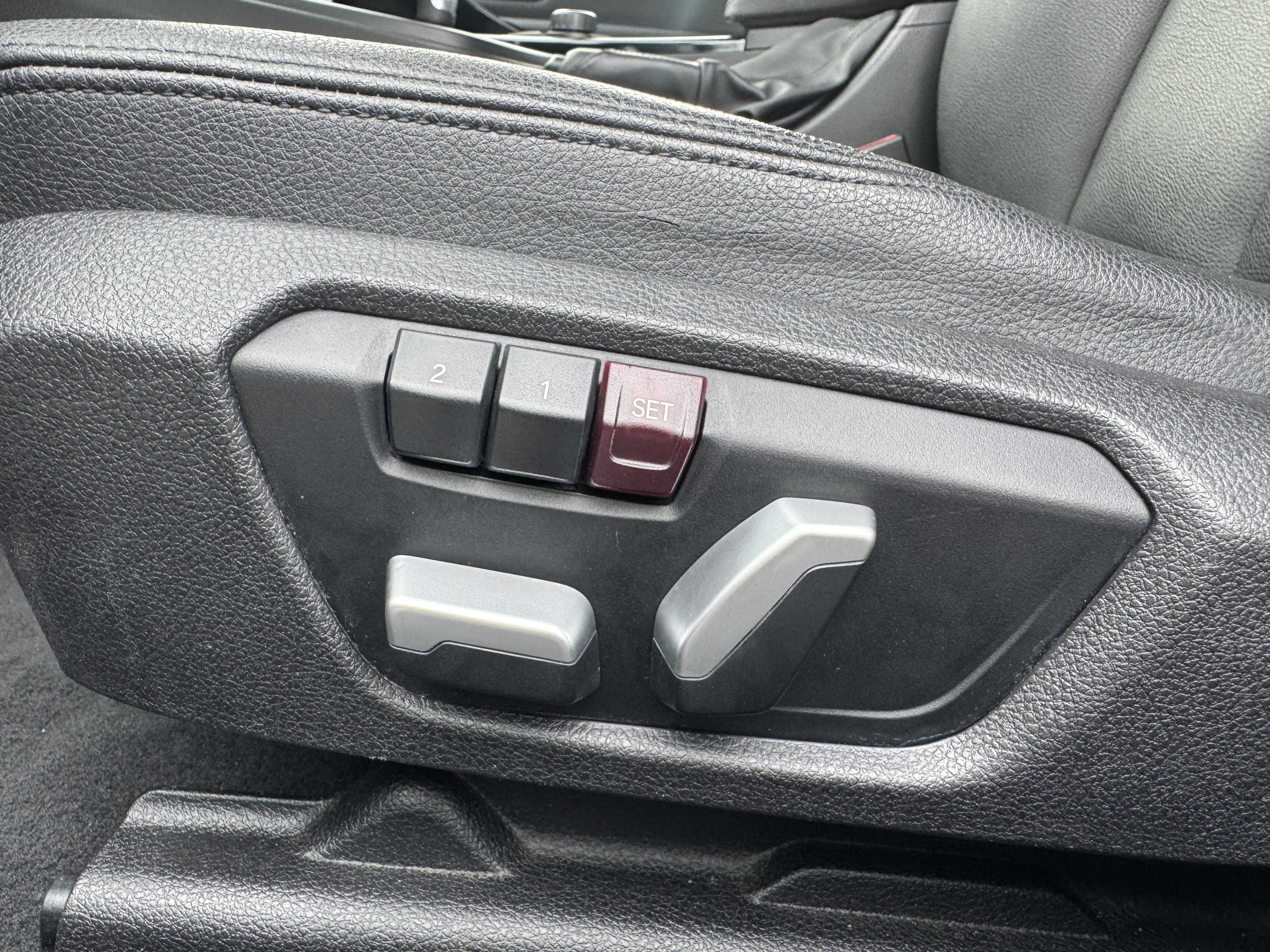 2018 BMW 3 Series 320i - Photo 116