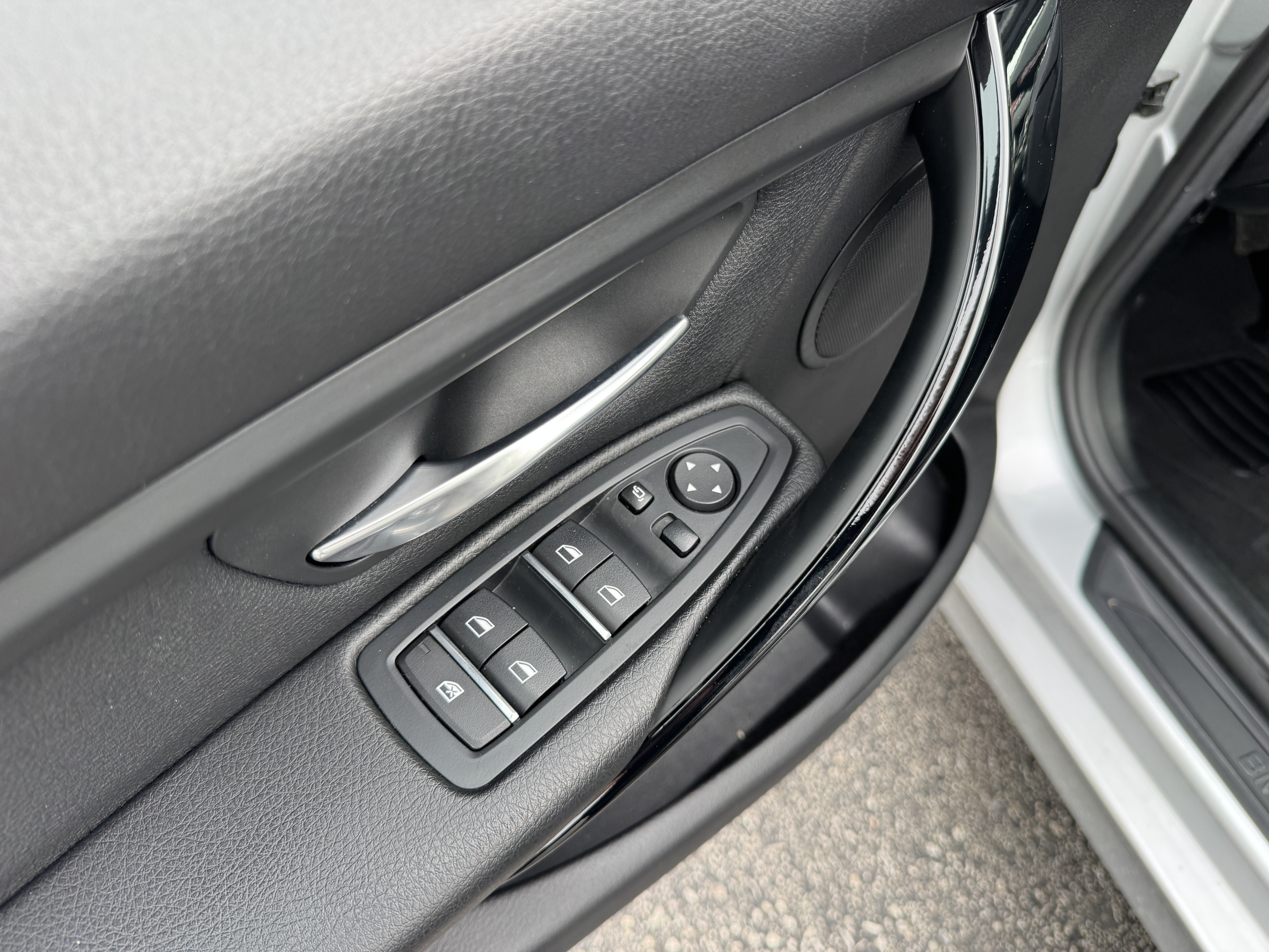 2018 BMW 3 Series 320i - Photo 126
