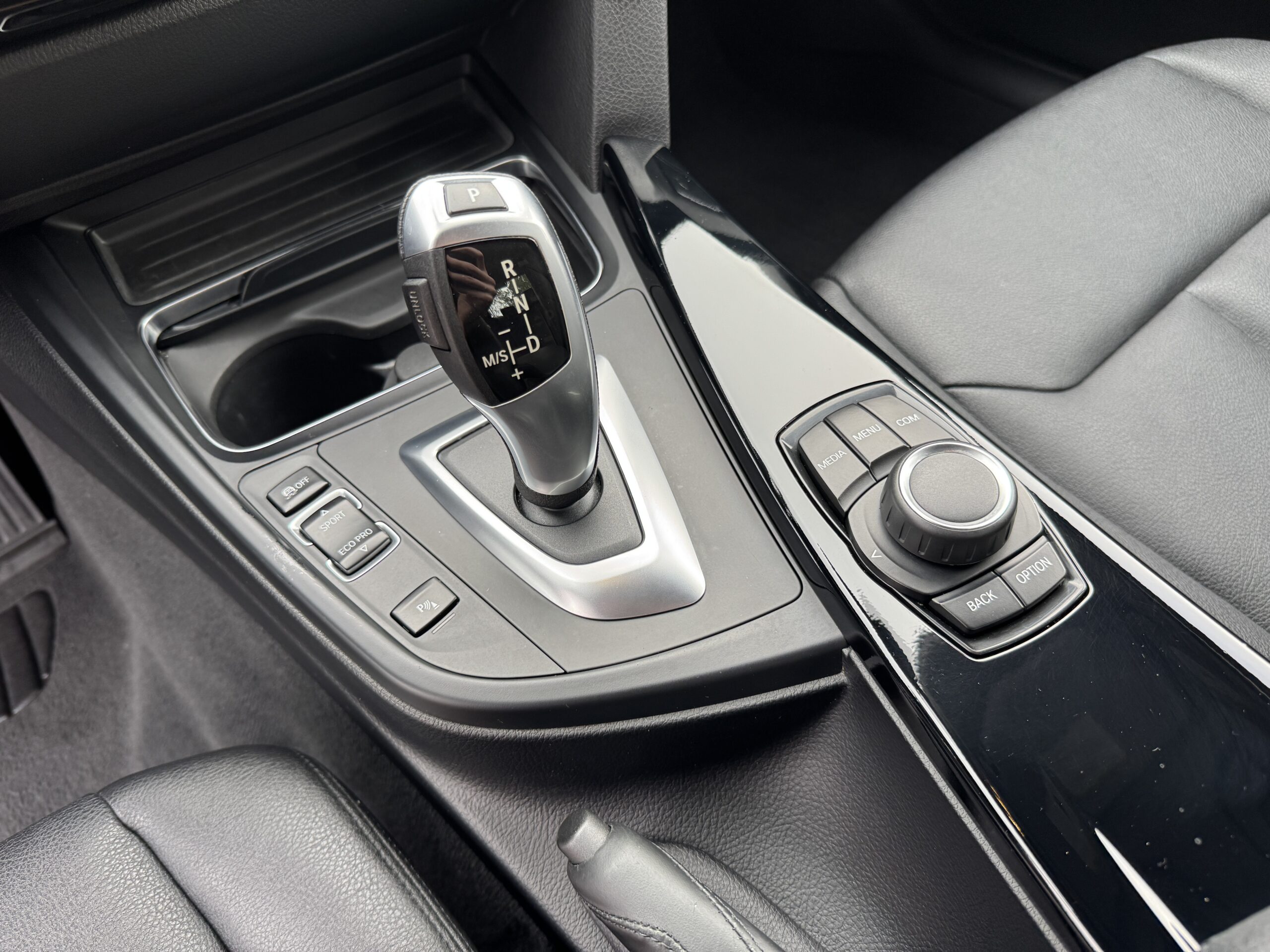 2018 BMW 3 Series 320i - Photo 56